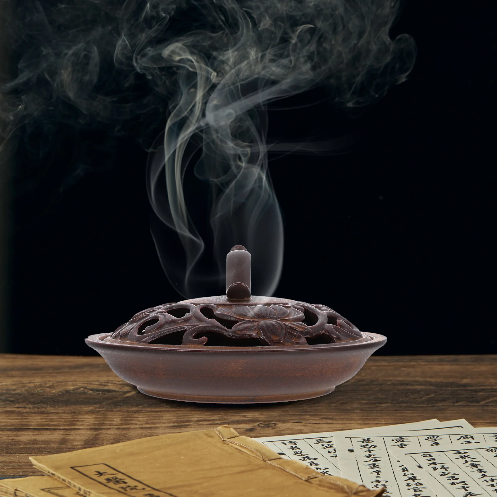 

Ceramic Incense Burner Desktop Censer Exquisite Aroma Burner Home Decor for Bedroom Office Living Room Incense Coil Holder