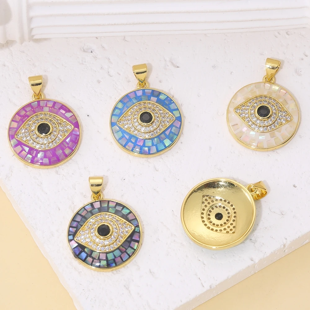 Juya 18K vergoldete Luxus-Anhänger mit Regenbogen-Zirkonia, Stern, Libelle, Baum des Lebens, Biene, Liebesherz, rundem griechischem Bösen-Auge-Charm – Detail 3