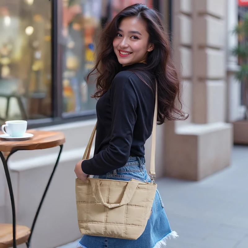 BAGSMART Duffel Bag For Women Travel Crossbody Tote Bag Multi-Function Sport Gym Bag Waterproof Casual Overnight Shoulder Bag view 3