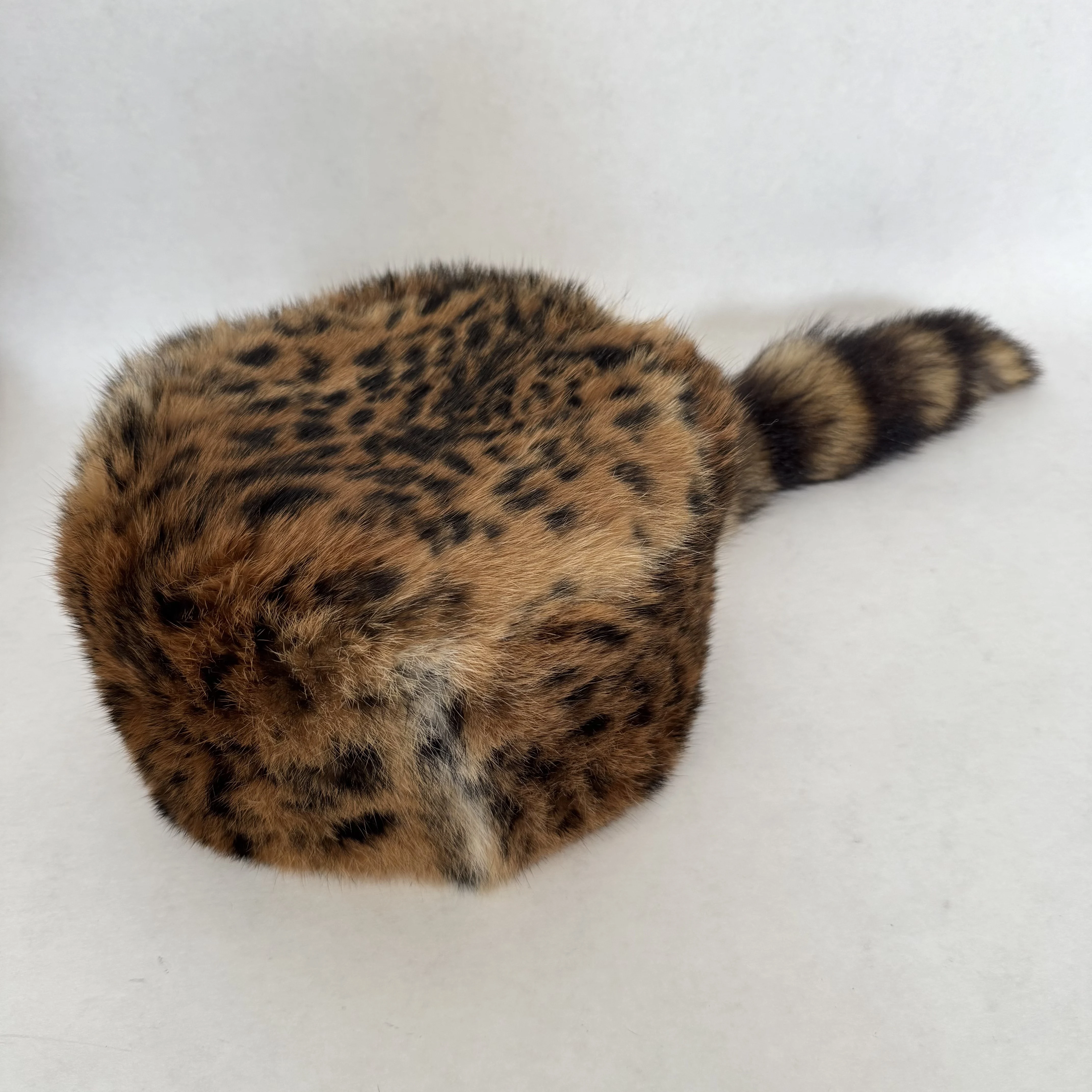 Real Raccoon Hat with Tail for Men Women Rabbit Fur Davey Crockett Coonskin Hat Russian Ushanka Fur Hats view 4