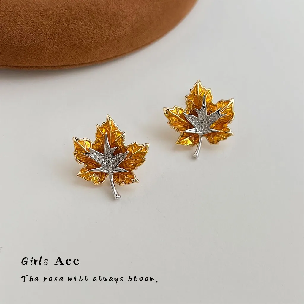 Small Luxury Double Layer Maple Leaf Gradient Enamel Earrings with Zircon Fashion Commute Women Ear Studs Wholesale Quality