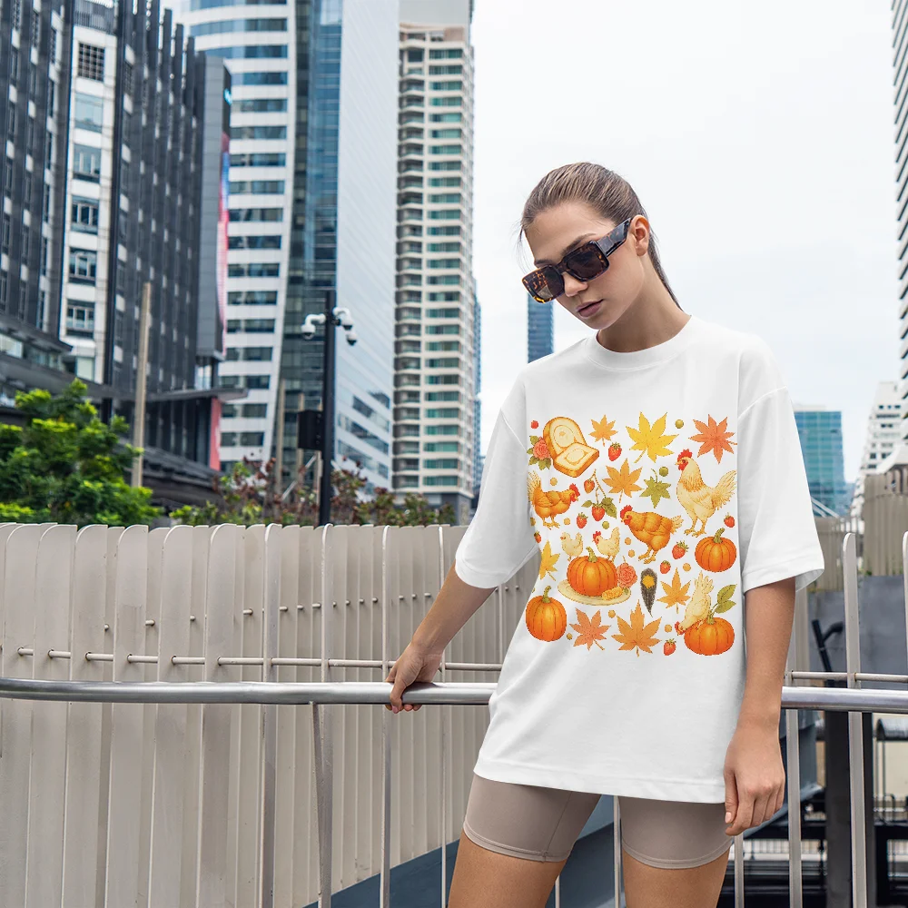 

Comfortable Women's Printed T-shirt Autumn Harvest T-shirt Featuring Pumpkin Chick and Leaf Pattern Design Women's Top