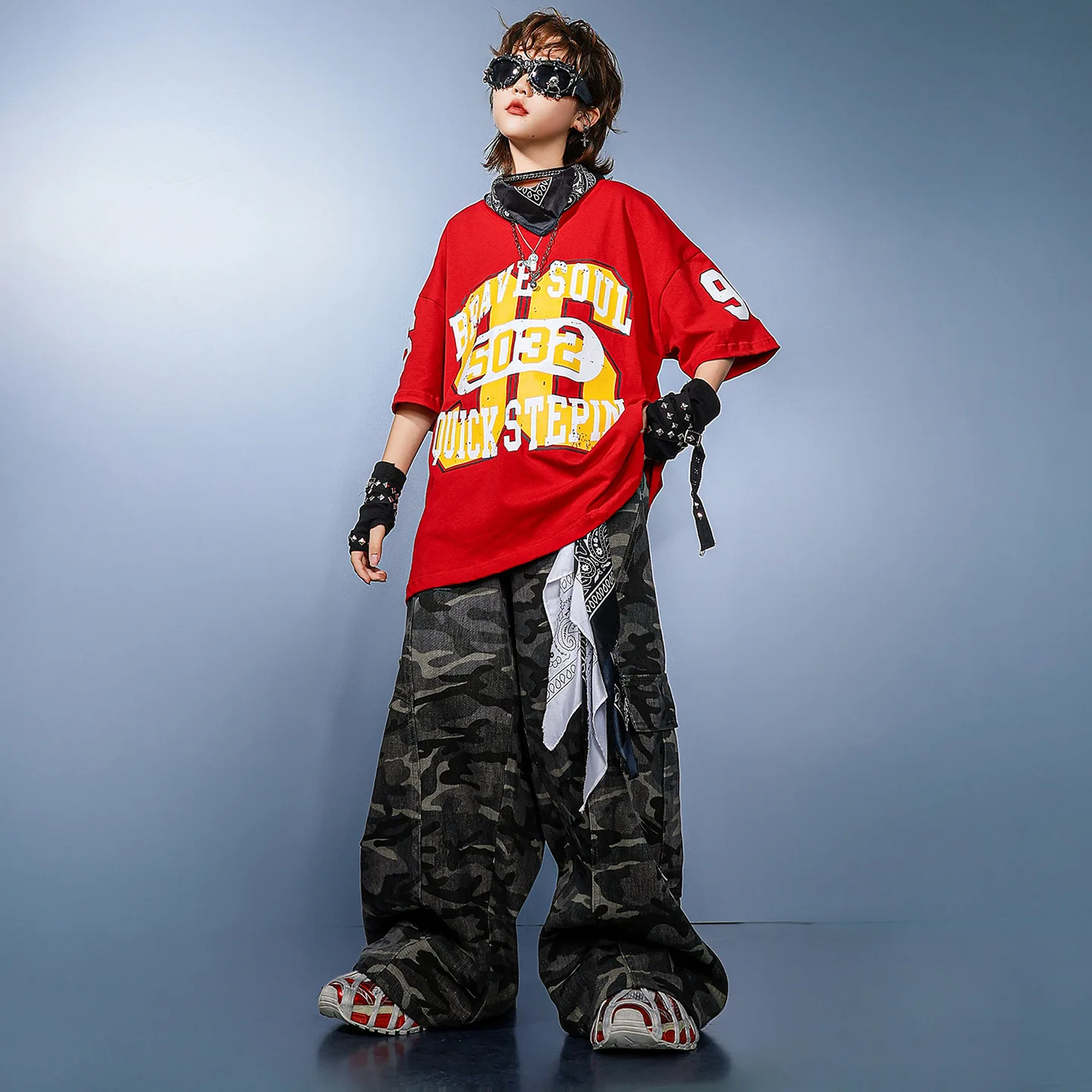 

Kid Kpop Hip Hop Clothing Red Letters Jersey T Shirt Camo Casual Baggy Cargo Pants for Girl Boy Jazz Dance Wear Costume Clothes
