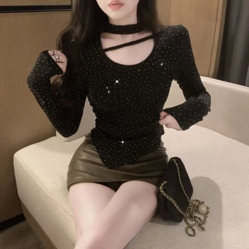 

2026 New Women Spring Autumn Slim-fit T-Shirt Blouse Female Shiny Base Shirt Korean Style Sexy Bright Silk Long-sleeve T-shirt