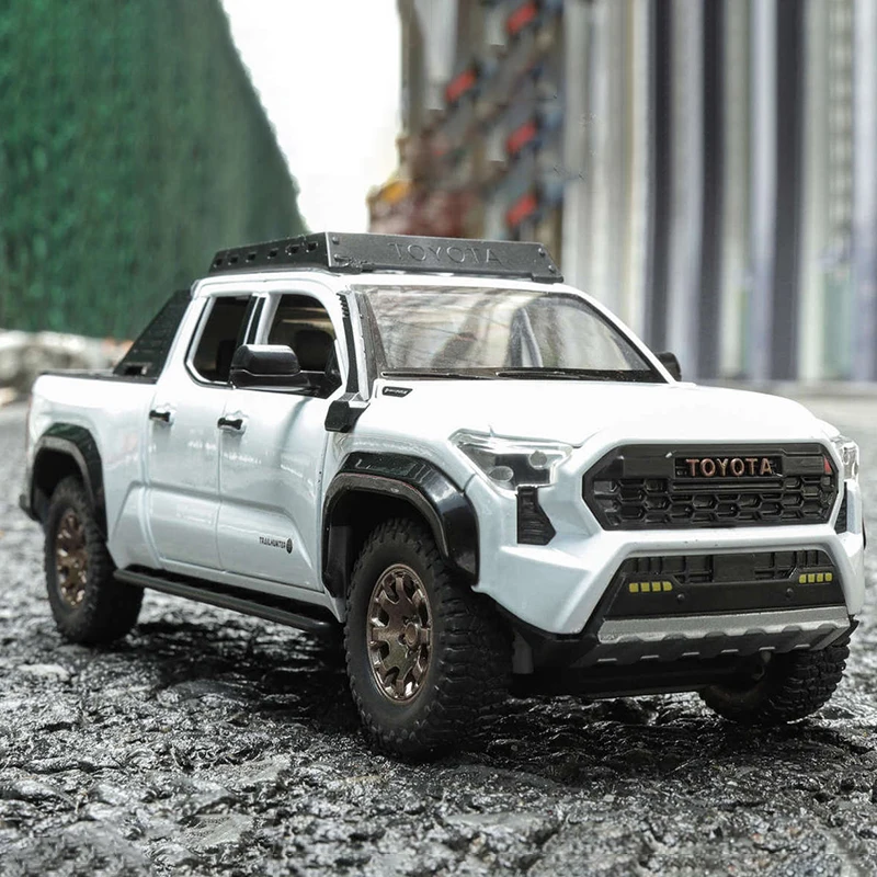 

1:24 Toyota Tacoma Picku Wagon Alloy Model Car Toy Diecasts Casting Sound and Light Car Toys For Children Vehicle