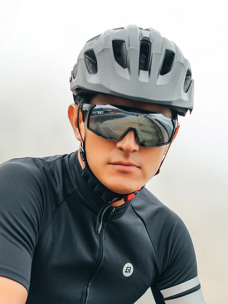 cycling glasses with color change, polarized light and myopia,  outdoor windbreak and sand proof cycling glasses