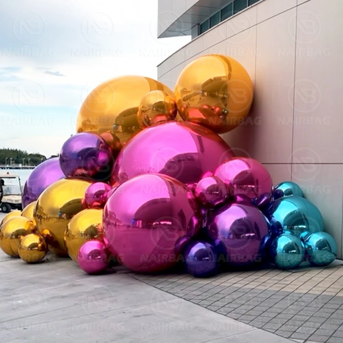 Inflatable Mirror Balls Sphere PVC Large Reflective Mirror Balloon Big Shiny Ball for Disco Christmas Wedding Party Events Decor
