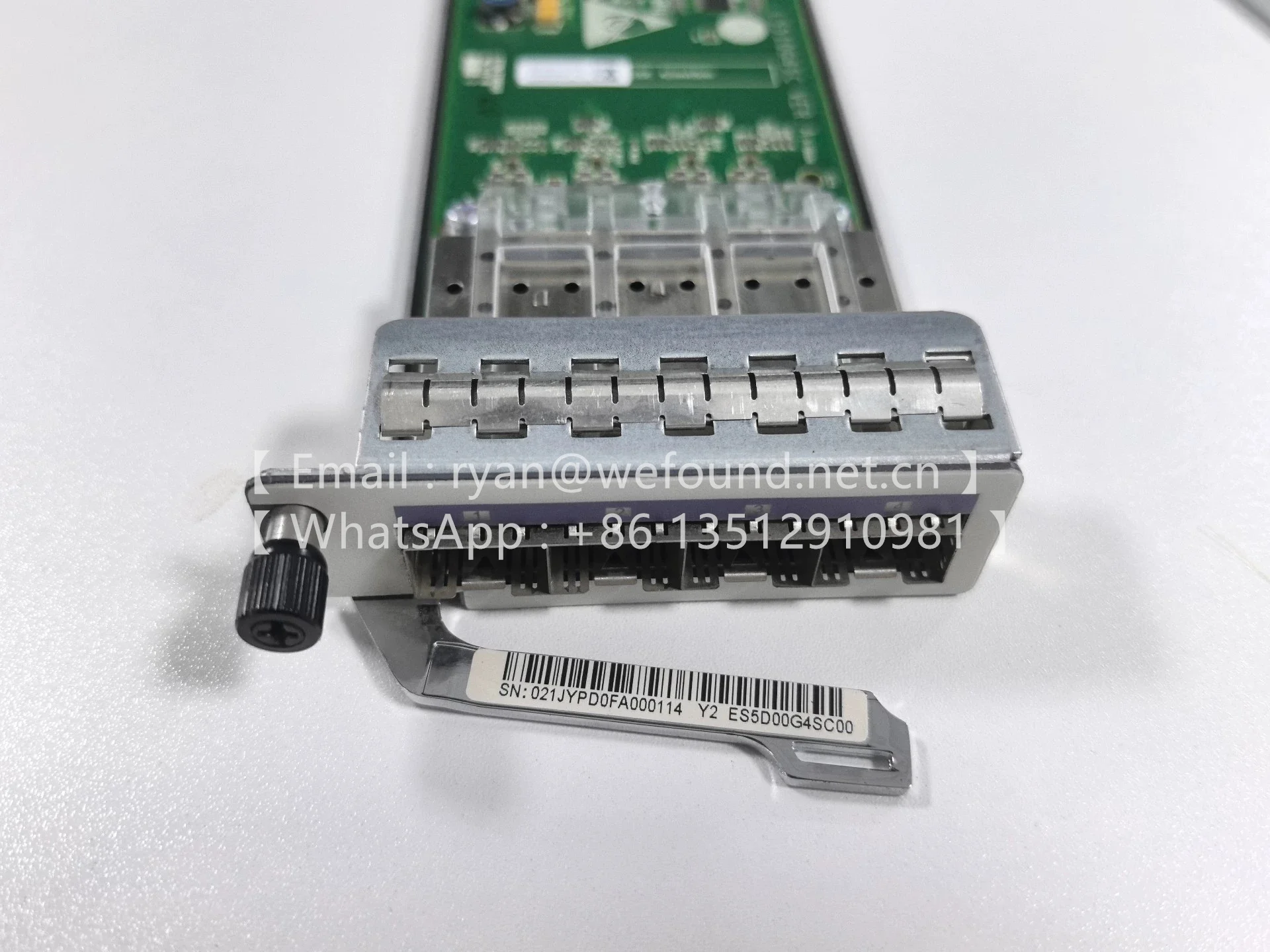 

ES5D00G4SC00 (4-портовая карта оптического интерфейса GE SFP с фронтальным подключением) 03021JYP