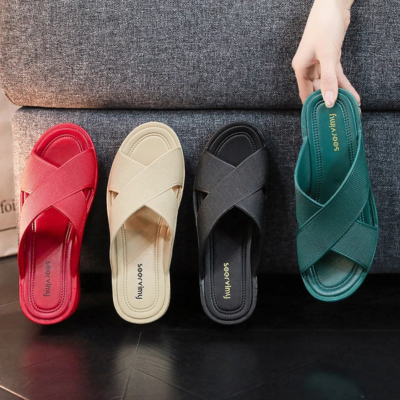 House Slippers Platform Shoes Slipers Women Low On A Wedge Luxury Slides Soft 2024 Flat Designer Casual PVC Fashion Rome Basic H