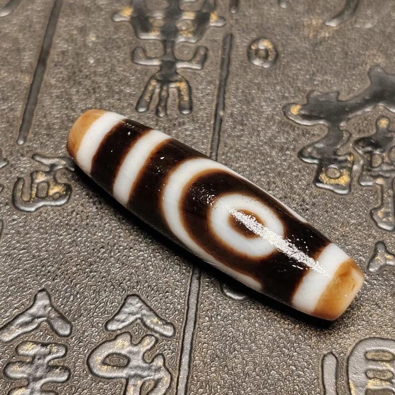 

Tibetan Agate Dzi Taiwan Penetrating Horseshoe Weathering to Pure High Oil 2-Eye Tianzhu Necklace Pendant DIY Accessories