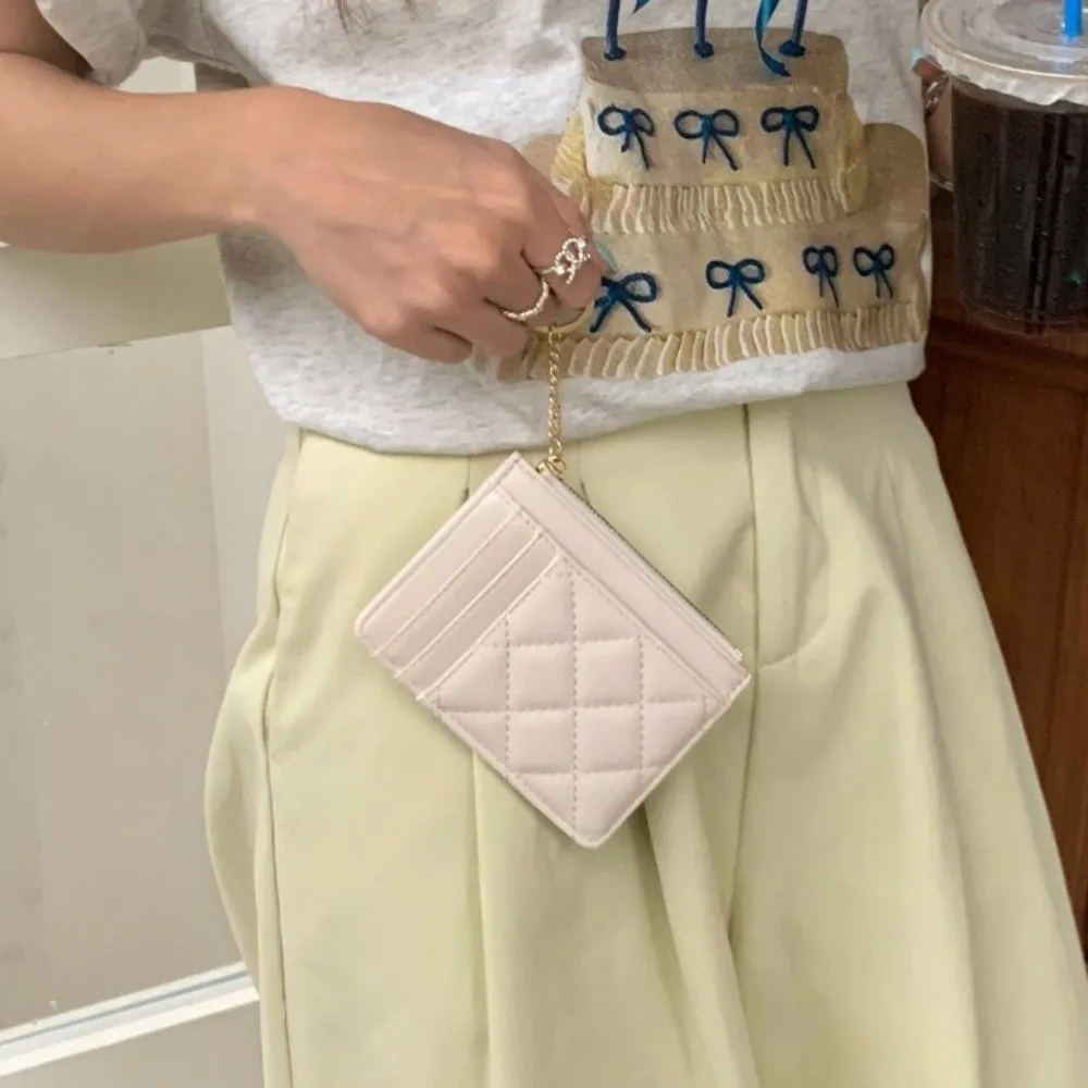 Tragbare kurze Hangging-Kartentasche aus PU-Leder, bunte Multi-Karten-Geldbörse mit Schlüsselanhänger, Reißverschlusstasche, Geldbörse für den Außenbereich