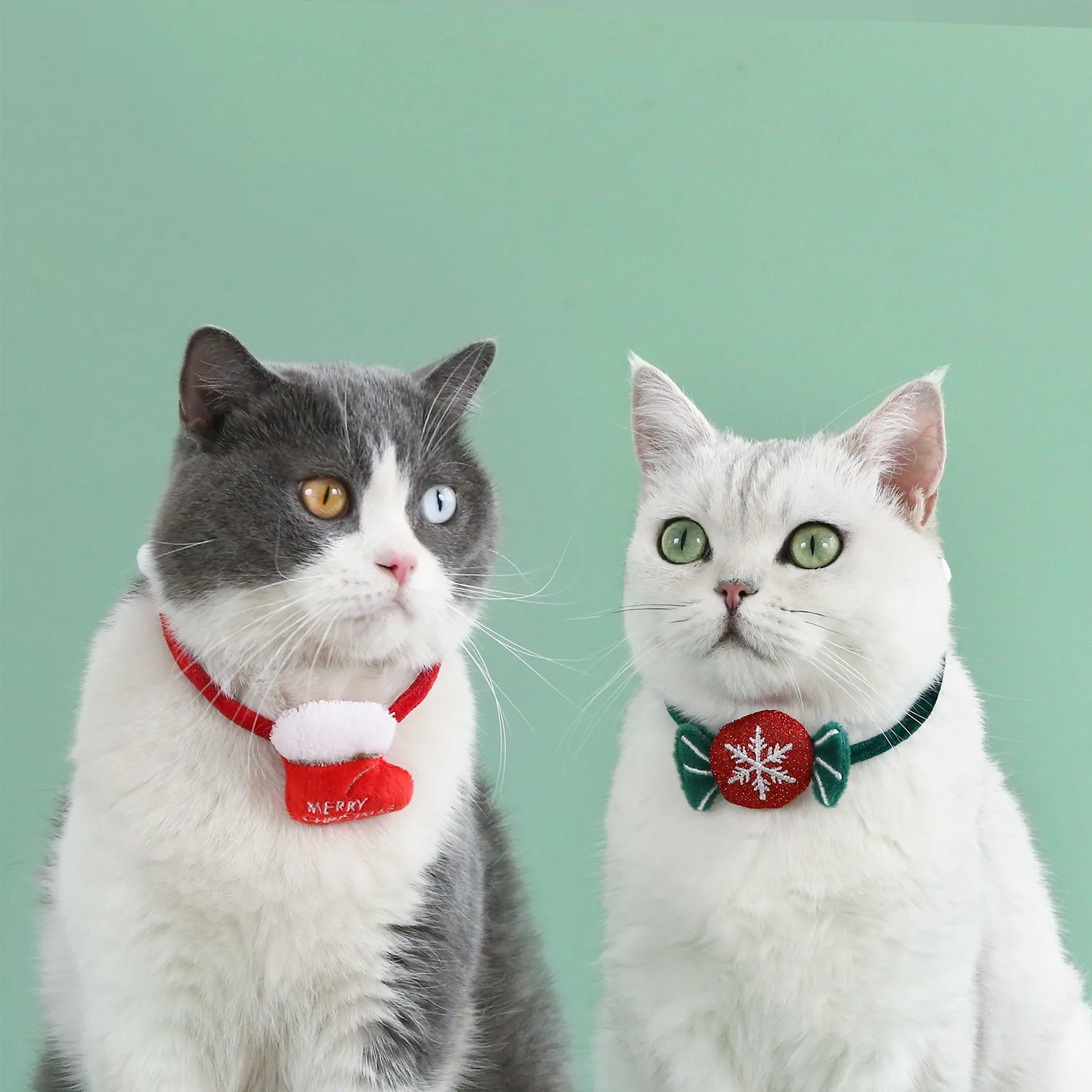 Pet Christmas necklace red and green velvet adjustment rope plush Christmas socks bell candy wreath cat dog rabbit