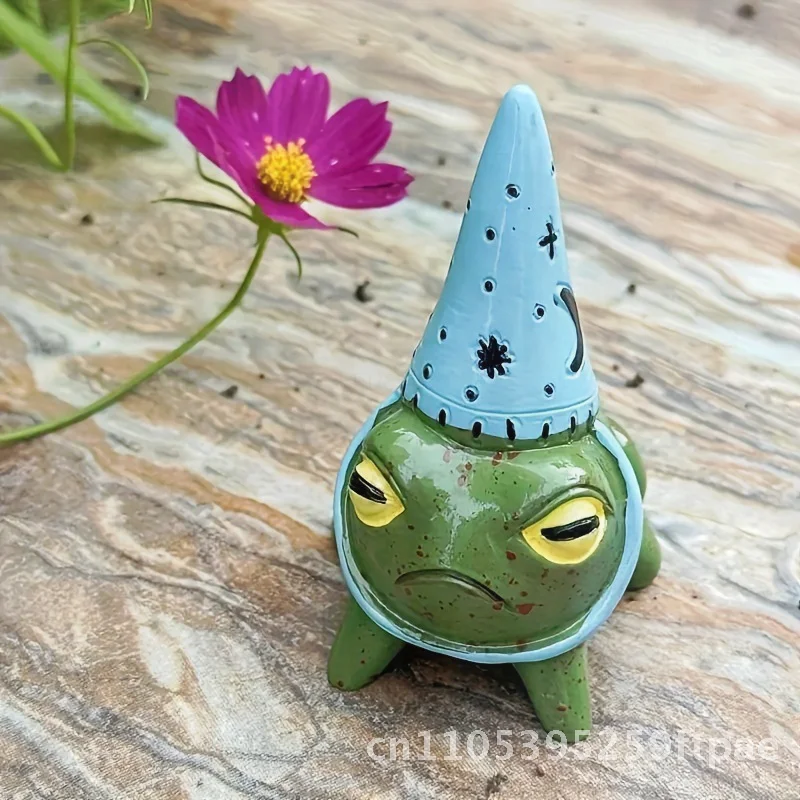 Small Frog Resin Ornaments Wearing Party Hat- Red & Blue Options Outdoor Decorative Resin Crafts