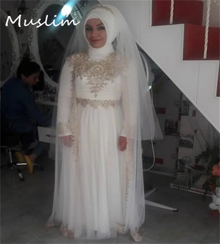 Islamic Muslim Wedding Dress 2023 With Clock Cape Elegant Turish Arabic Moroccan Garden Boho Bride Dress Long Sleeve Lace Bridal