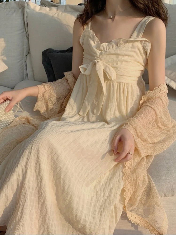 Gentle bow camisole dress+hollowed out lace long sunscreen air-conditioned shirt