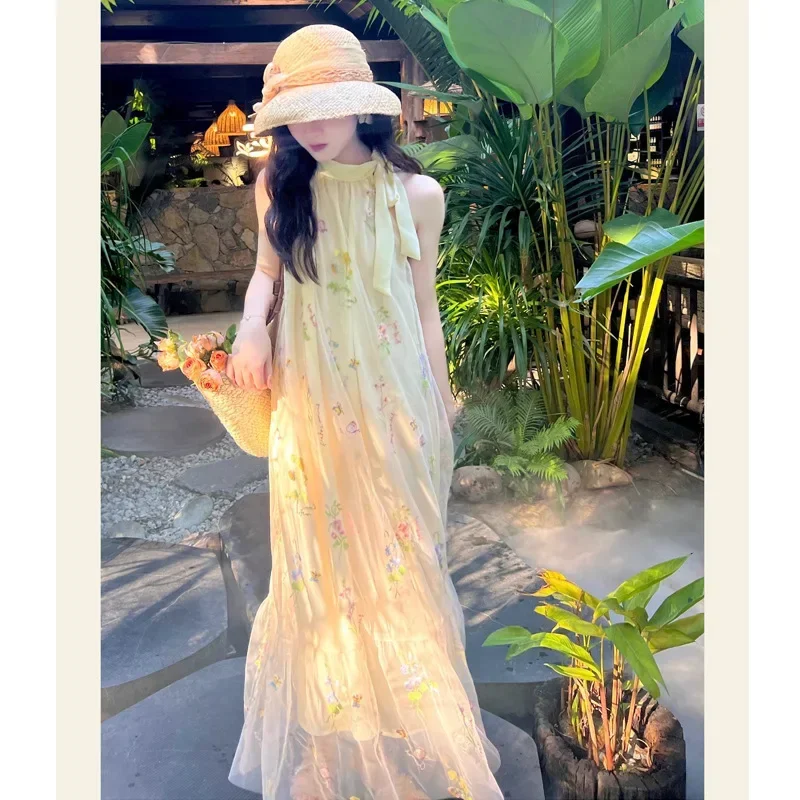 

Spring New Sling Heavy Embroidery Floral Mesh Dress Summer Seaside Vacation Fairy Dress White Elegant Dress Women Beach Dresses