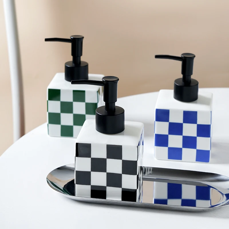 Korean Painted Mosaic Bathroom Accessories Set Nordic Shampoo Bottle with Tray Toothbrush Cup Shower Accessories Home Decoration