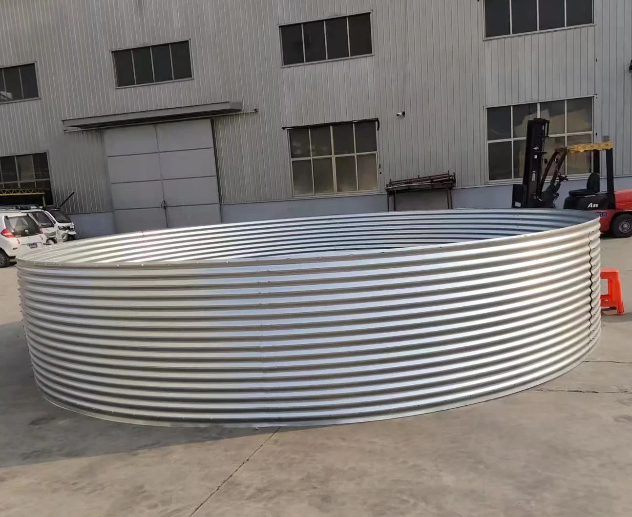 Recirculating Aquaculture System Tilapia Farming Equipment Corrugated Galvanized Steel Sheet Tarpaulin Pond Fish Farming Tank