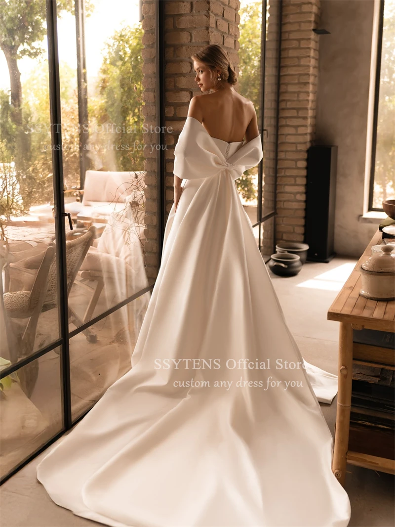 SSYTENS Elegante Elfenbein-Satin-Brautkleider, A-Linie, trägerlos, plissiert, Feenbraut-Abschlussballkleid 2026, Brautkleider, Vintage, individuell gestaltet