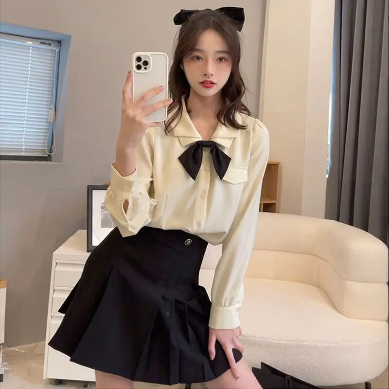 Bow Tie Shirt Women's New Style Niche Design Base Shirt Commuter Interior Sweet Top