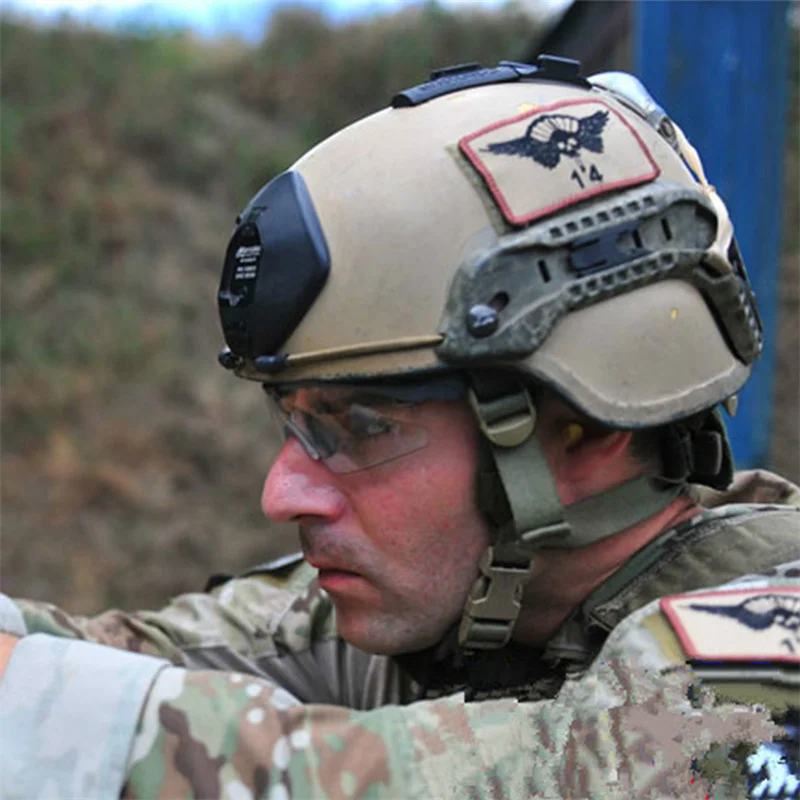 Casco militar táctico para exteriores, equipo de protección para montar, Painball