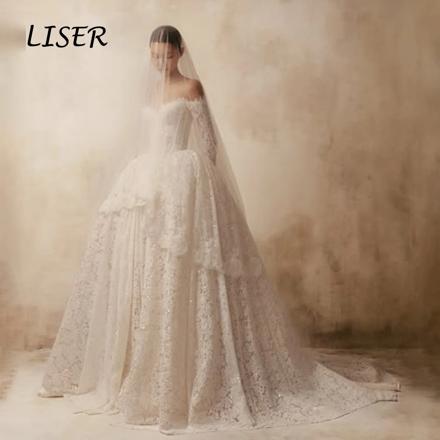 Liser Customized Ivory Off Shoulder Tiered Long Lace Tiered Ball Gown Wedding Dress Sparkly Floral Appliques Extra Sweep Train
