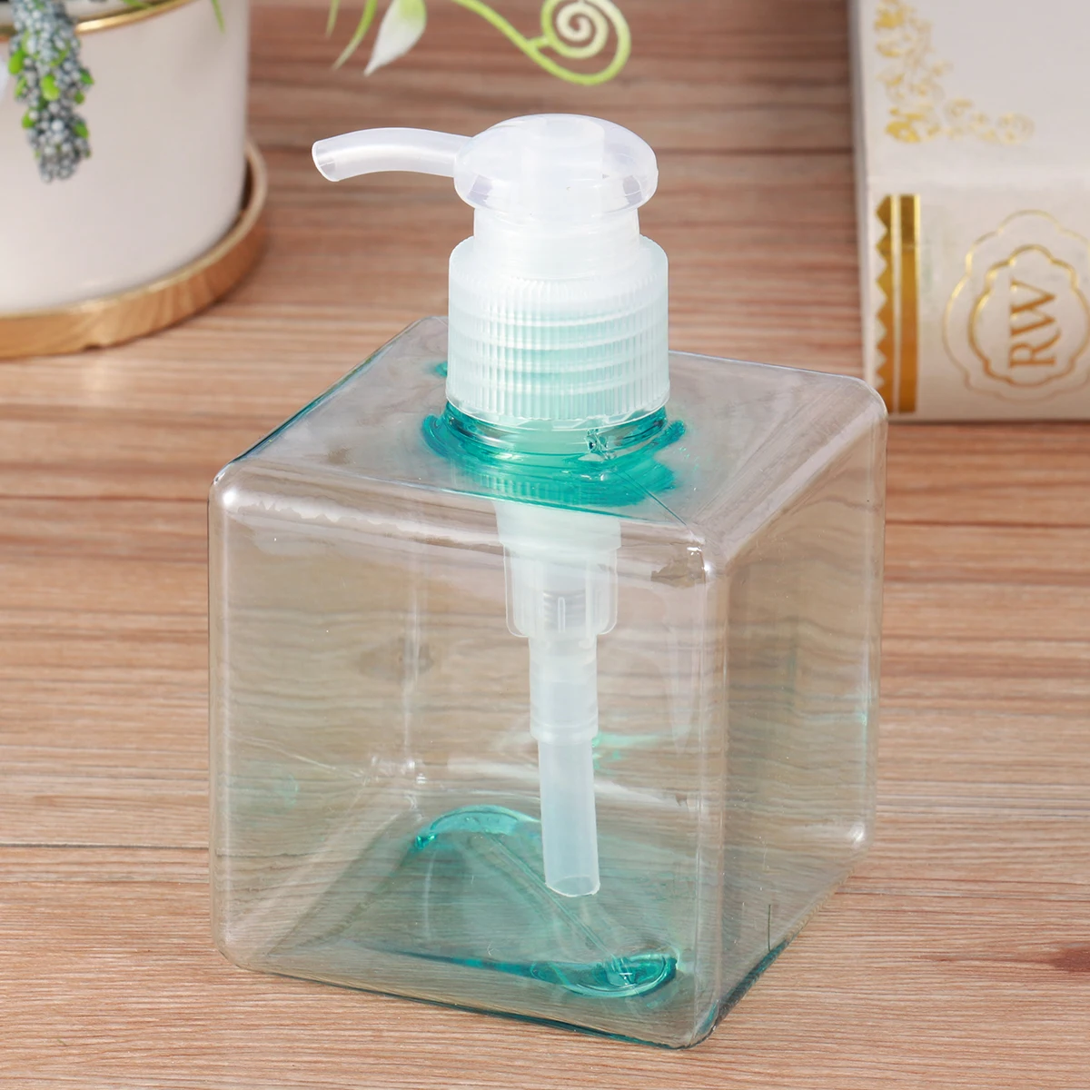 

250ml Refill Bottle Dispenser Pump Empty Travel Container for Shampoo Lotion Oil Moisturizer Detergent Hand Soap