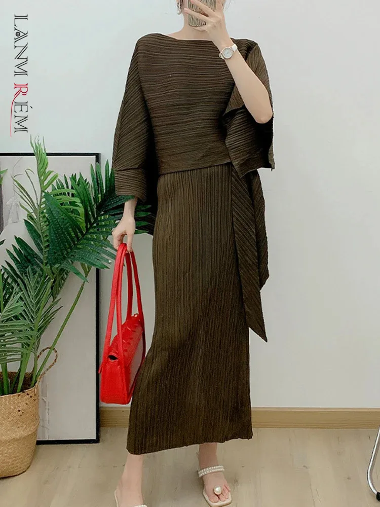 

LANMREM Elegant Pleated Solid Color 2 Pieces Set Women Irregular Shawl Slim Long Dress Fashion Party 2024 Autumn New 2AA2228