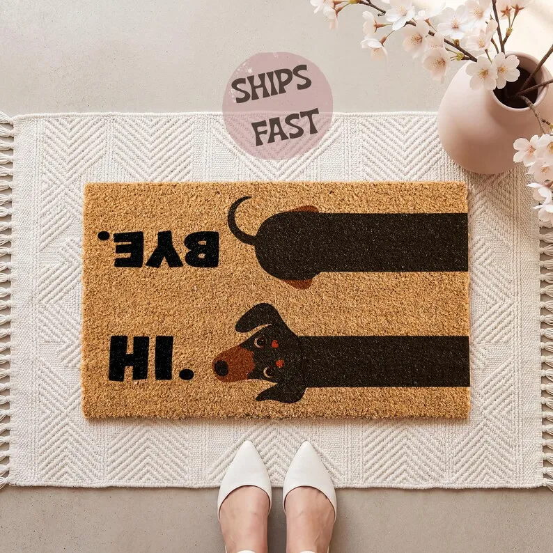 Custom Funny Long Doormat Coir Anti-slip Wiener Dog Welcome Mat Pet Front Door Decor Dog Mom Gift Housewarming Outdoor Hallway