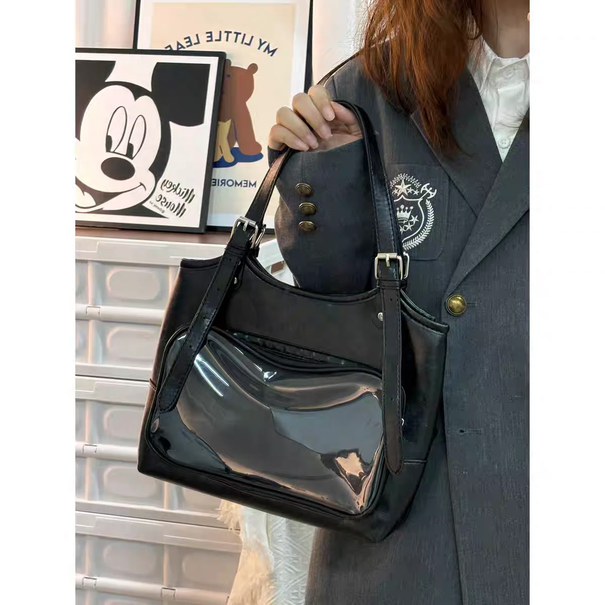 

Faionable College Sle Tote Bag 2025 New Design Handbag Simple Sli Teen Girl oulder Bag Polyester Zippe...