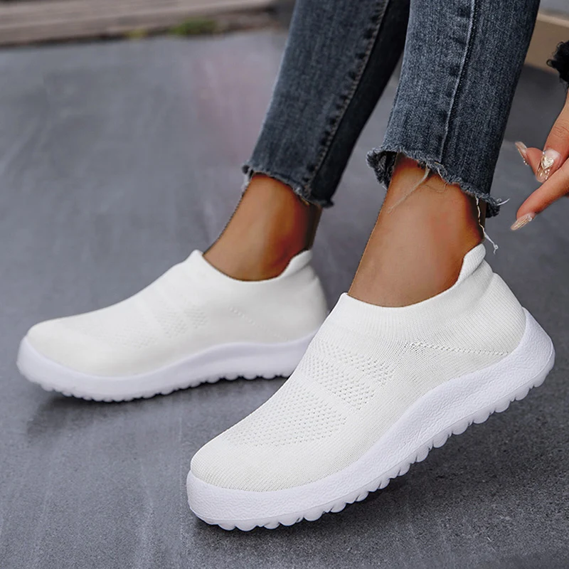 Fashion 2024 New Casual Shoes Sneakers For Women Plus Size Breathable Sneakers Women Slip On Sock Ladies Shoes Ladies Flat Shoes