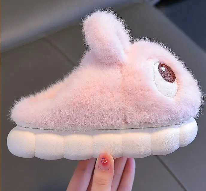 Winter-Kinder-Baumwollschuhe 2026 Neu Niedliche Hasen Warme Plüsch-Mädchenhausschuhe Kunstfell Rutschfeste Flache Jungen-Hausschuhe – Detail 6