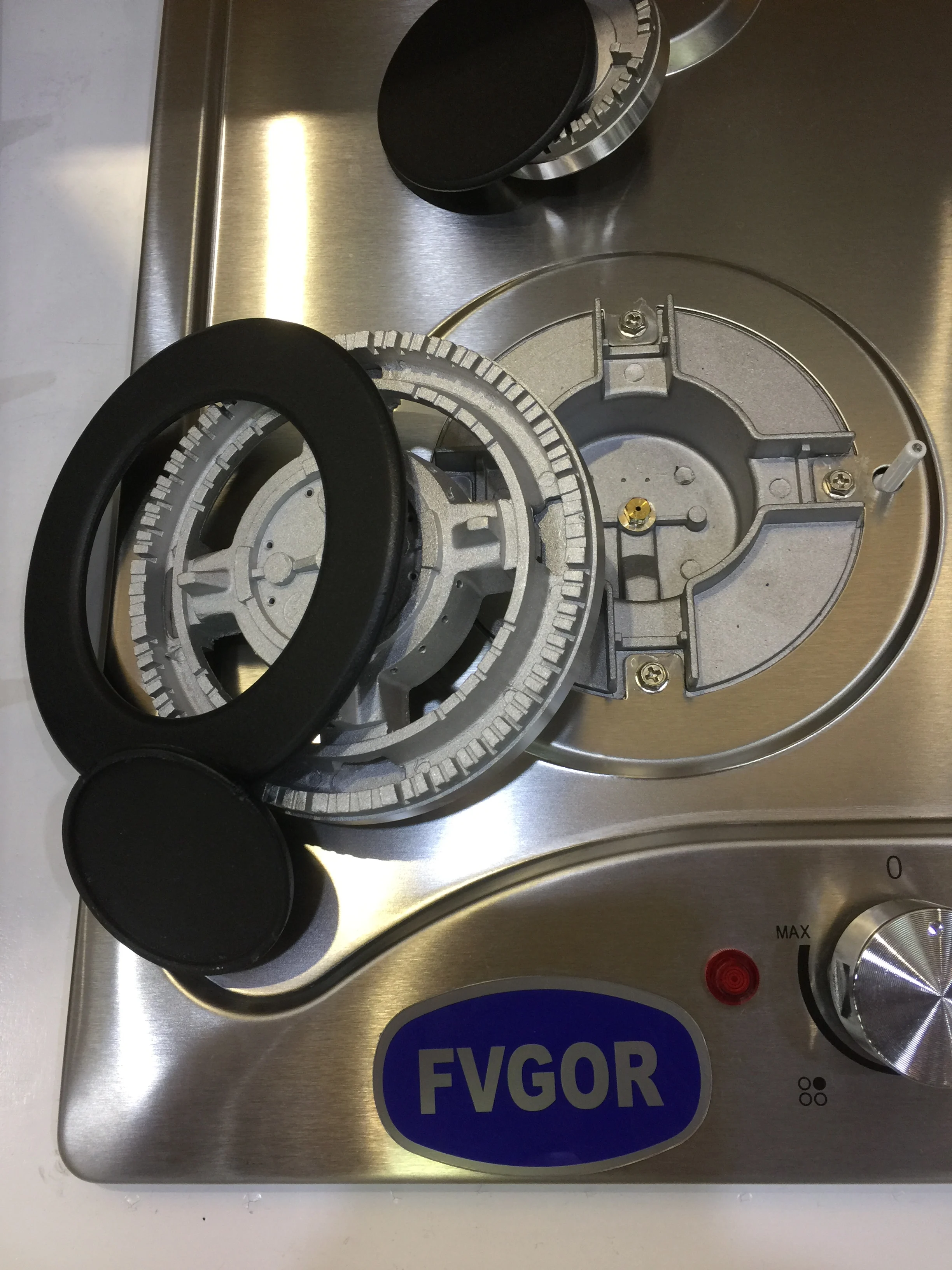 موقد المطبخ المطبخ 5 شعلات لوحة زجاجية من الحديد الزهر 90 سم مدمج في مواقد الغاز