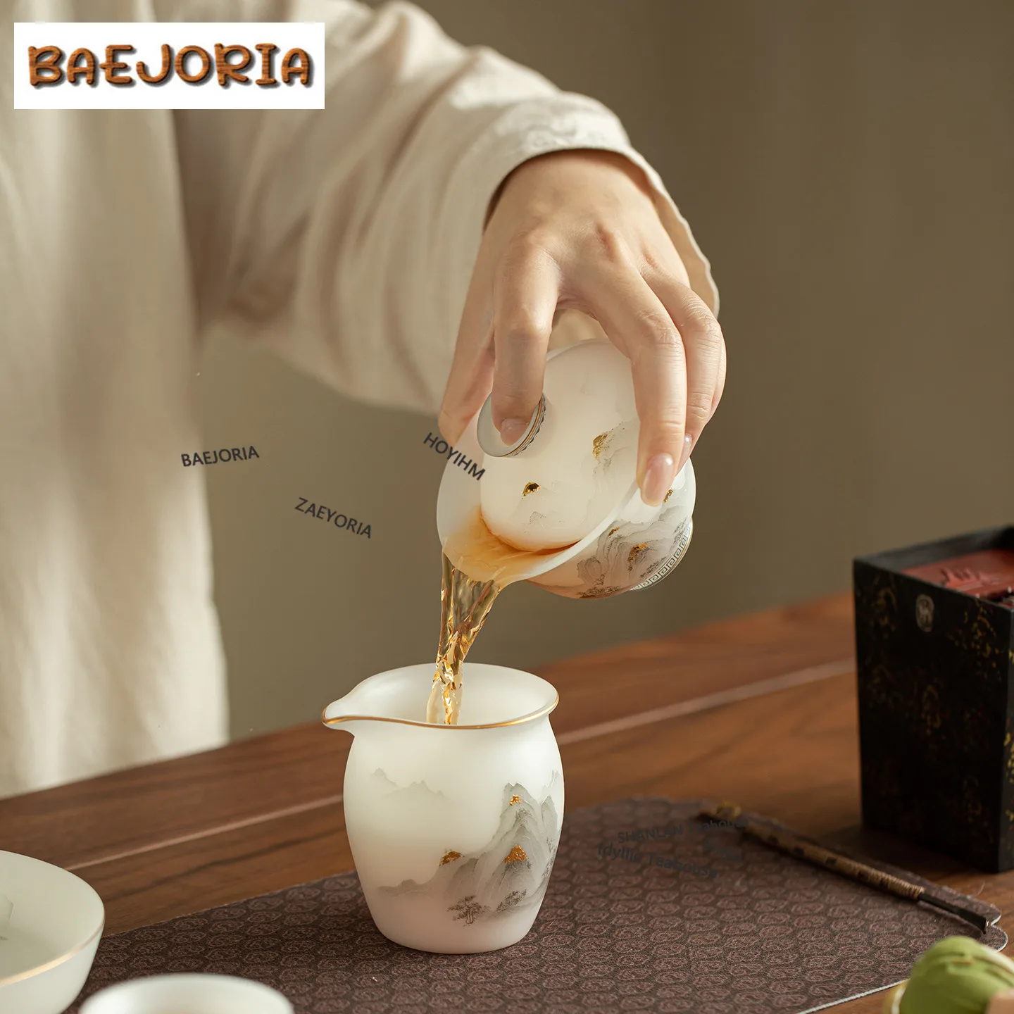 BAEJORIA 125ml Ice Species Gold Drawing Mountains Gaiwan Creative Tea Tureen Tea Bowl With Lid Kit Tea Maker Cover Bowl Cafes