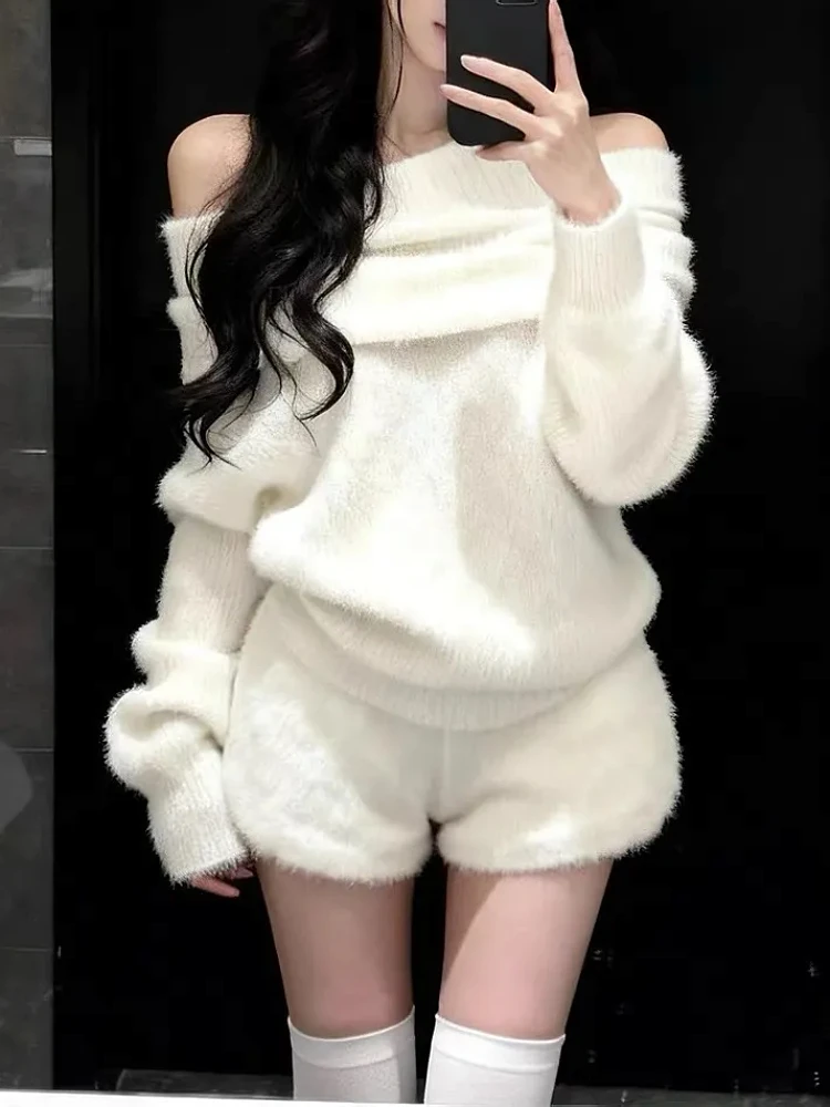 เสื้อไหมพรมแขนยาวทรงหลวมสไตล์เกาหลีสำหรับผู้หญิง  แบบเปิดไหล่ข้างเดียว  ใส่สบาย  ไซส์ใหญ่  สำหรับฤดูใบไม้ร่วงและฤดูหนาว