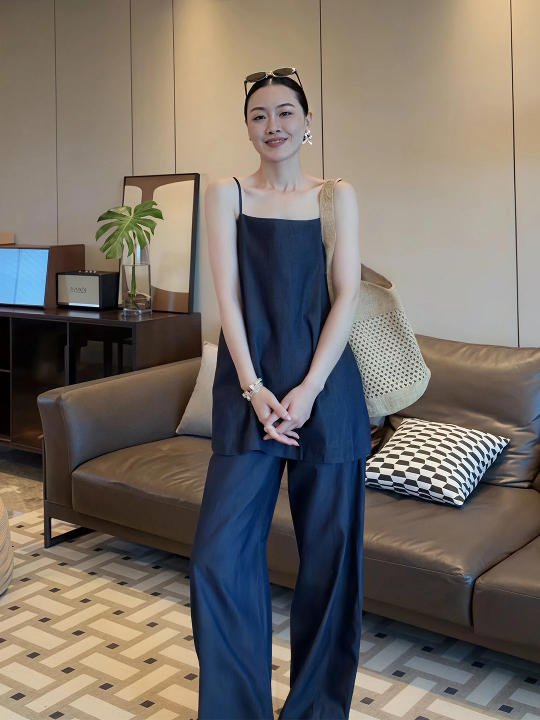 Summer Loose Feelings Sleeveless Denim Set Women's Blue Strap Wide Leg Pants Minimalist Casual Wear Complete Set