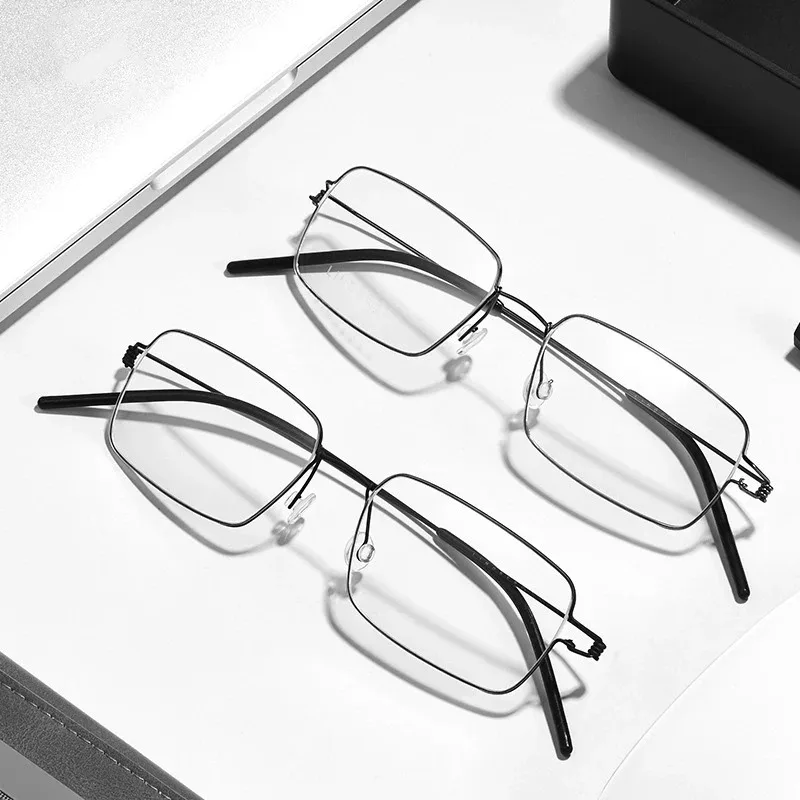 Ultraleichte Titan-Brille, Rahmen für Herren, Retro-Quadratbrille, Damenbrille, Leserezept, Blaulicht-Blockierung + 3,5 + 4,0 – Detail 3