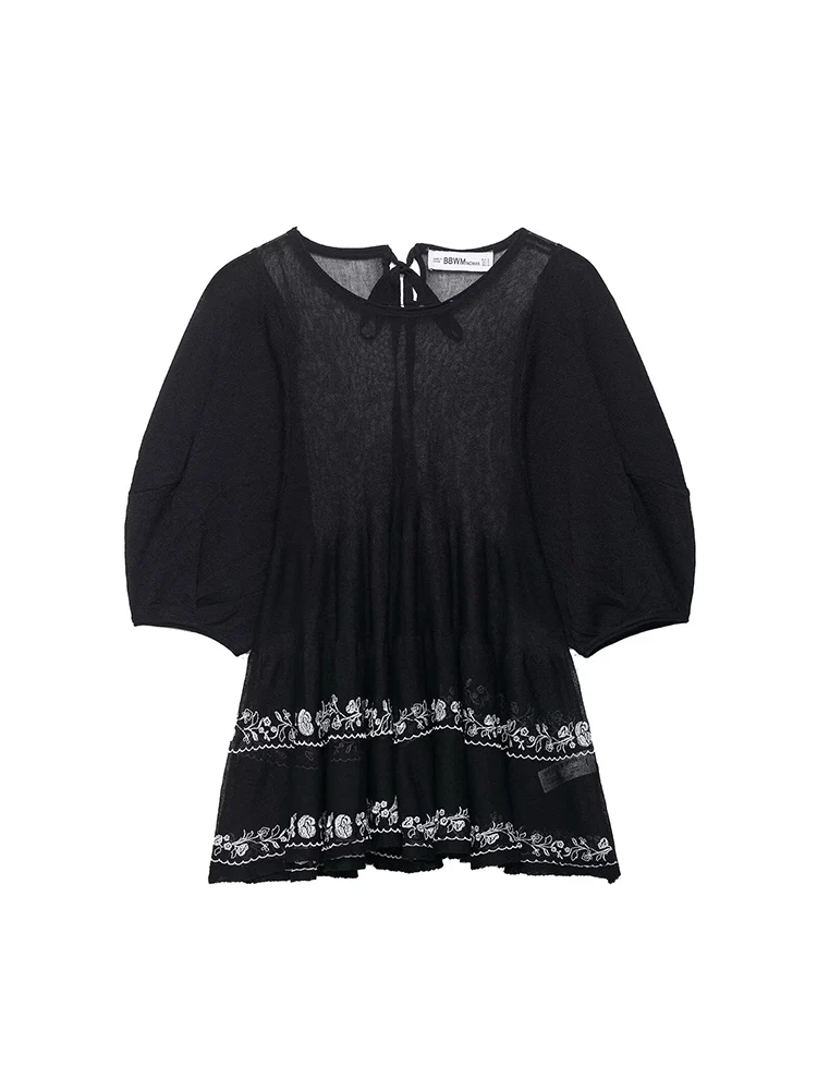 

SIYANG Women Fashion Embroidery Black Semi-Transparent Blouse Vintage O-Neck Lace Up Half Sleeves Female Chic Lady Shirts