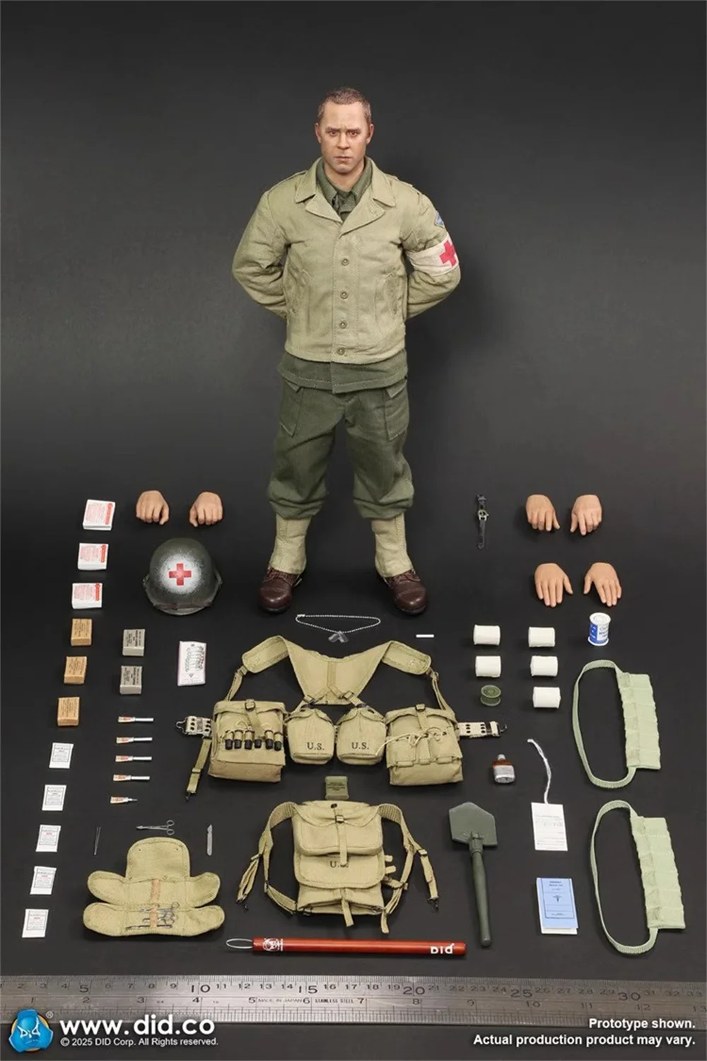 

Best Sell 1/6th DID A80189 US. Ranger Medic Soldier Wade WWII Series Full Set Toys Model About 12" For Fans Collect