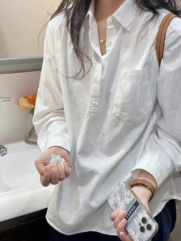 

Белая длинная женская рубашка 2025 года, новая осенне-зимняя коллекция, дизайнерская, модная, во французском стиле, с пуговицами, брендовая.