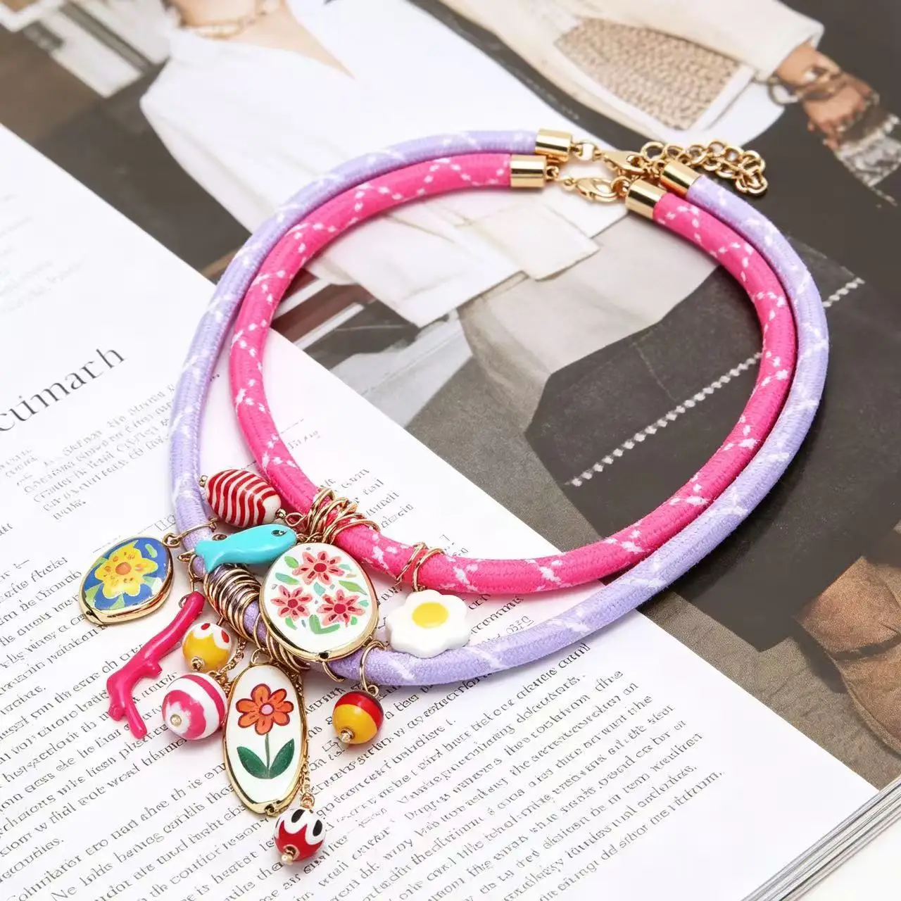 ZAA Summer New Handmade Multi-layer Coral Small Fish Pendant Necklace