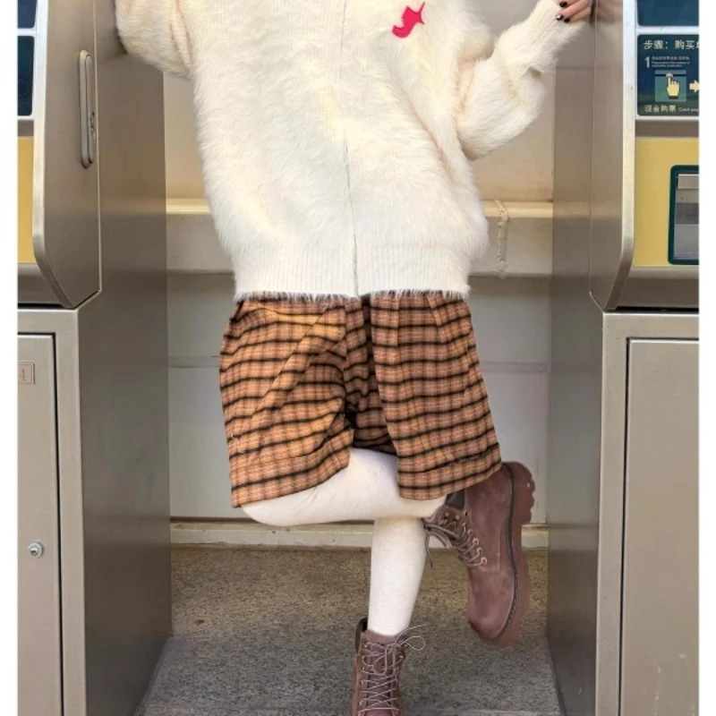Japanese Retro Yellow Plaid Women's Shorts 2025 Autumn Winter New Color-Block Design Loose Straight Wide-Leg Capri Pants Ladies