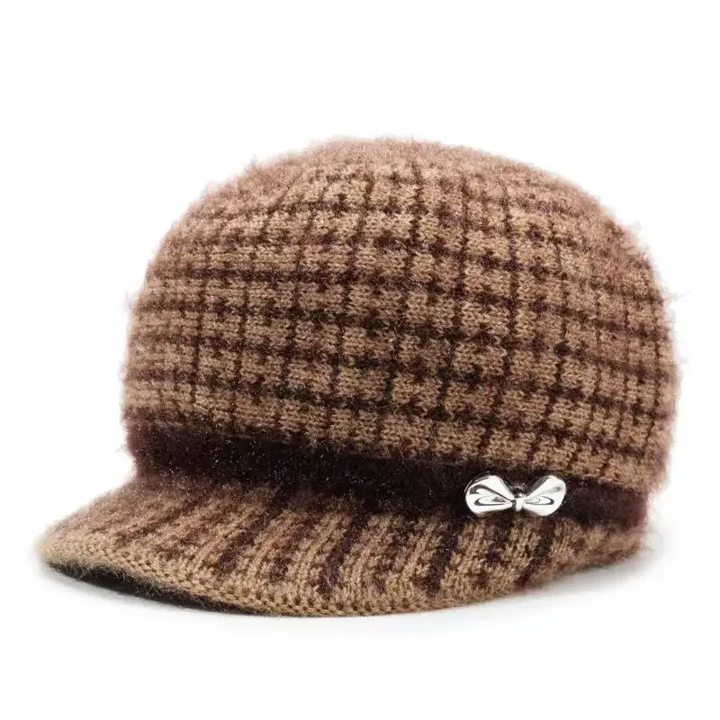 Hat Women's New Versatile Knitted Hat Winter Middle aged and Elderly Mom Knitted Hat with Thick Velvet for Old Lady Warm Hat