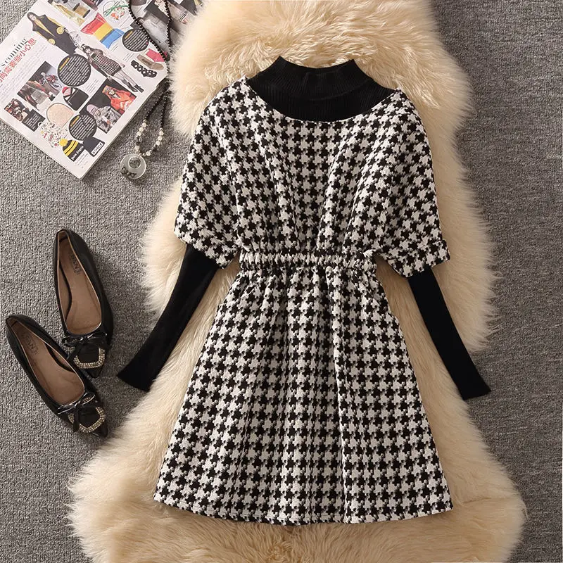 Checkered Woolen Dress Two Piece Set 2024 New Bat Sleeve Elastic Waist Slimming Retro Strap Dress Set for Woman