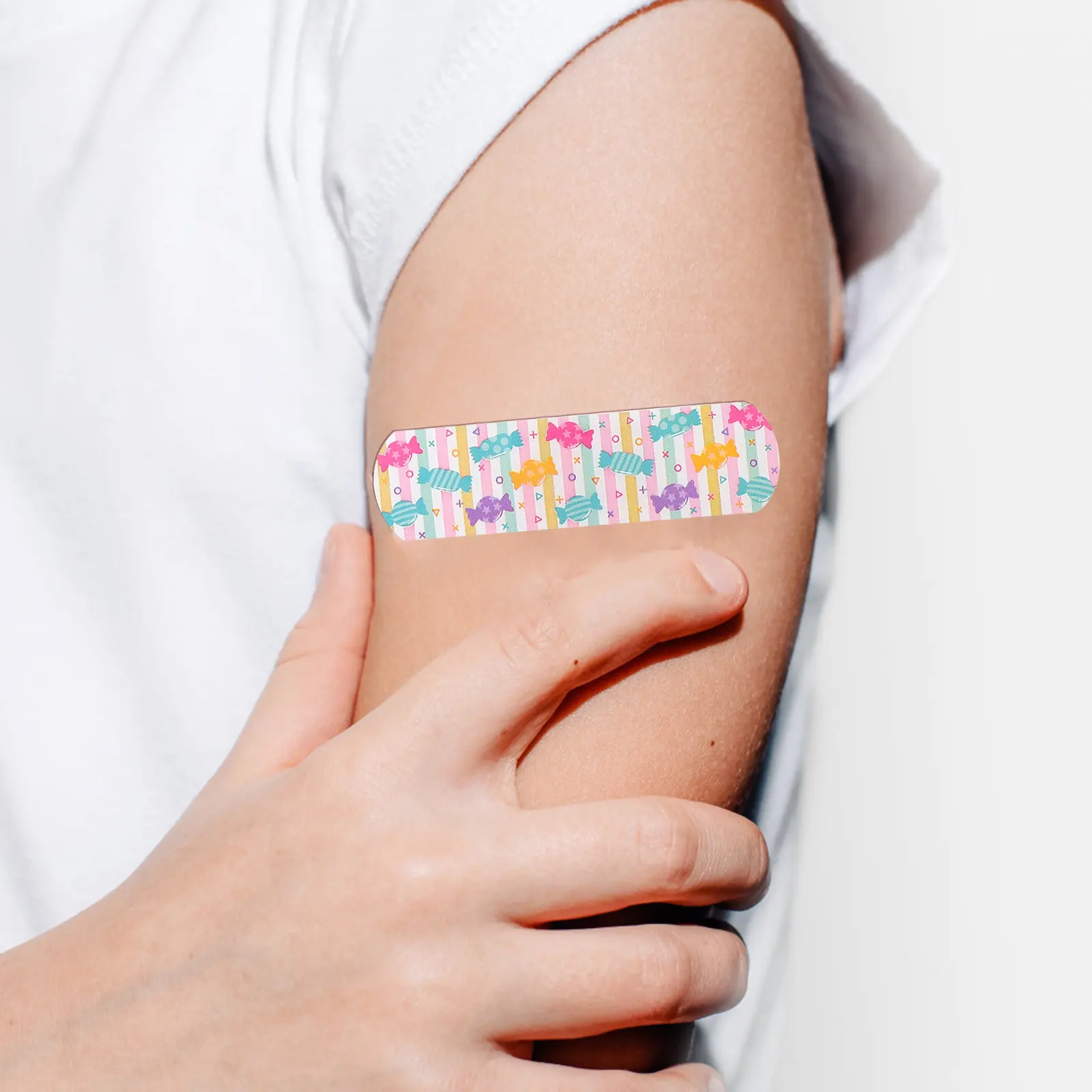 

120pcs Cartoon Wound Patches Adhesive Small Fingertip Lovely Hemostatic Patches Durable Waterproof Children Safety