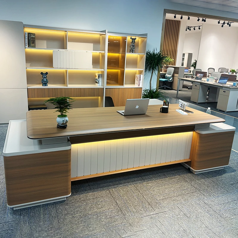 Modern Executive De…