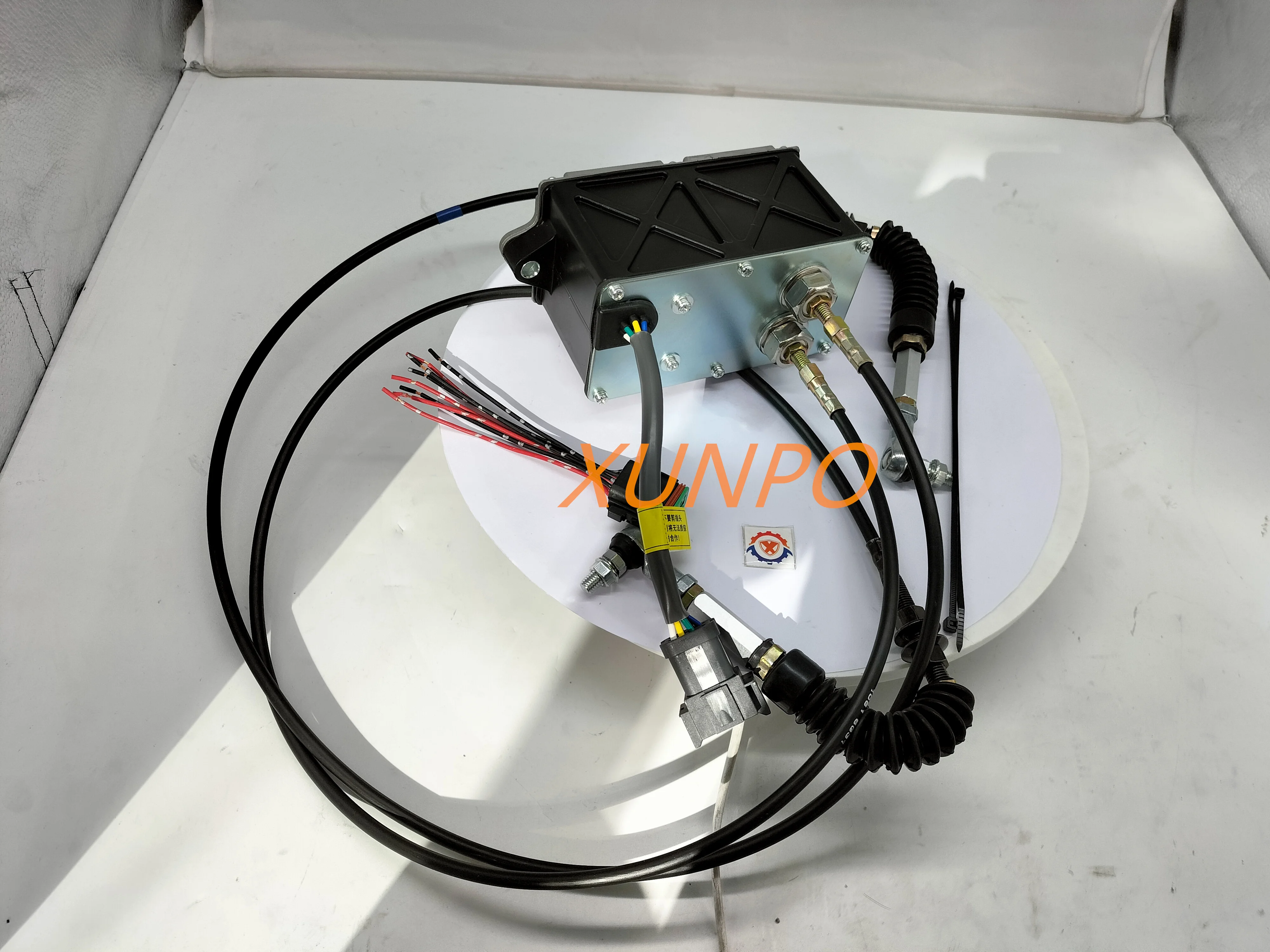 

【2026】OEM New High Quality Throttle Motor 3095954 2475212 for Excavator 320D 320C 312C Accelerator Motor