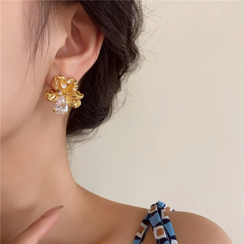 Korean new design fashion jewelry 14K gold plated water drop zircon metal flower earrings elegant women's daily work accessories
