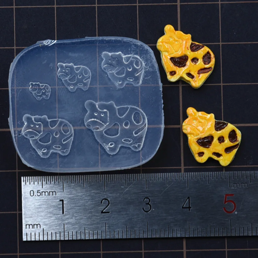 

Pottery Clay Mini Cute Milk Cow Biscuit Silicone Mold Doll House Food toy DIY resutable Molds