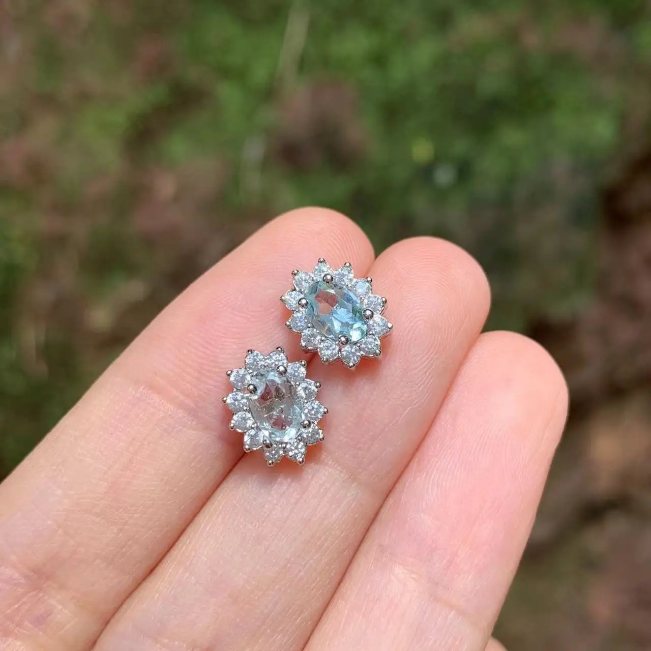 Genuine Natural Blue Topaz 925 Sterling Silver Stud Earrings for women Jewelry Gift 1.4ct Ocean Blue Topaz Oval Pave CZ